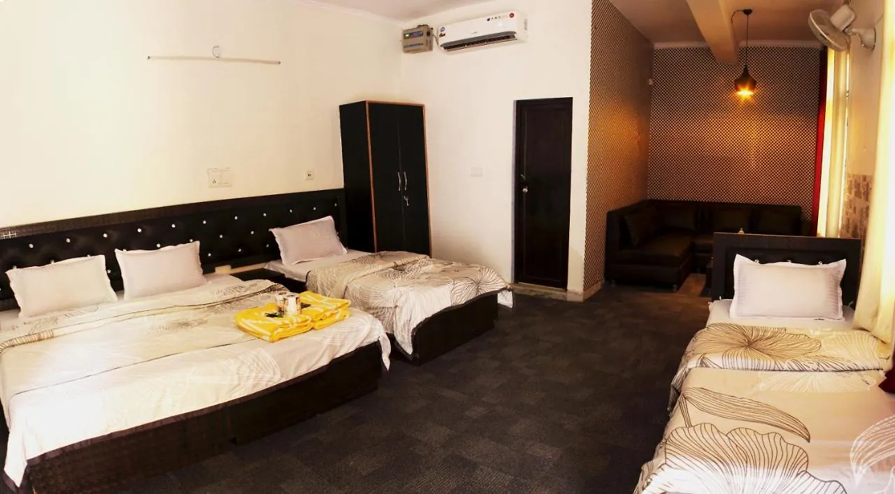 Su- Koon Homestay Agra